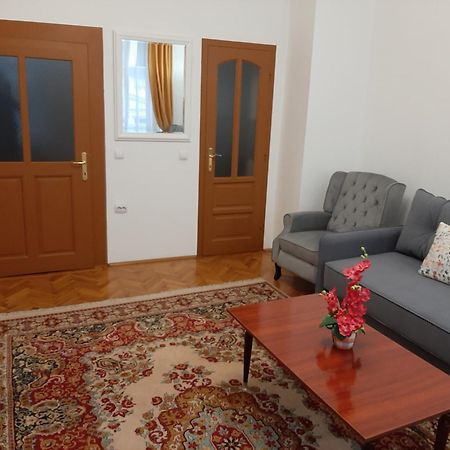 Appartamento Apartament Anatol Sibiu Esterno foto