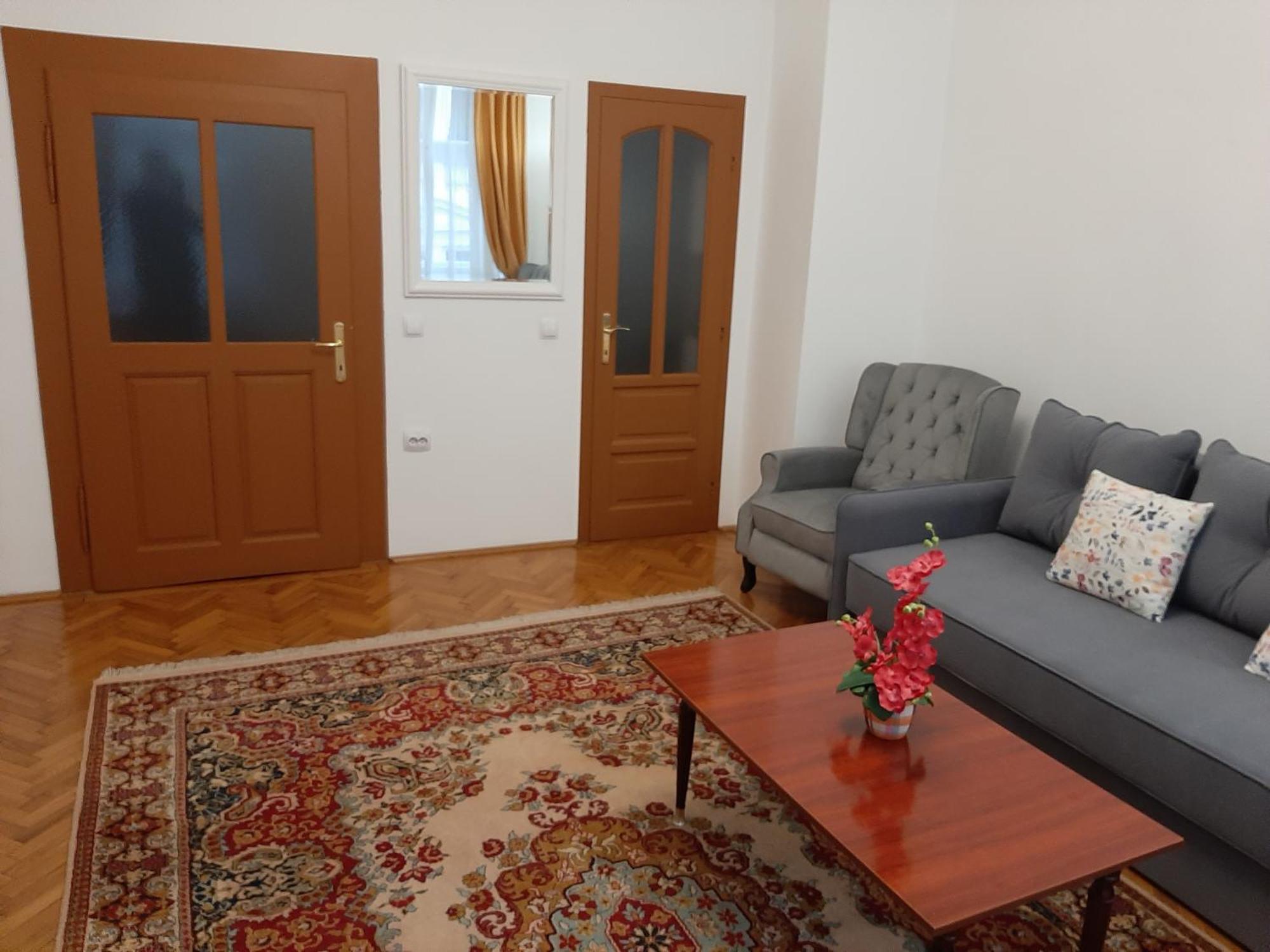 Appartamento Apartament Anatol Sibiu Esterno foto