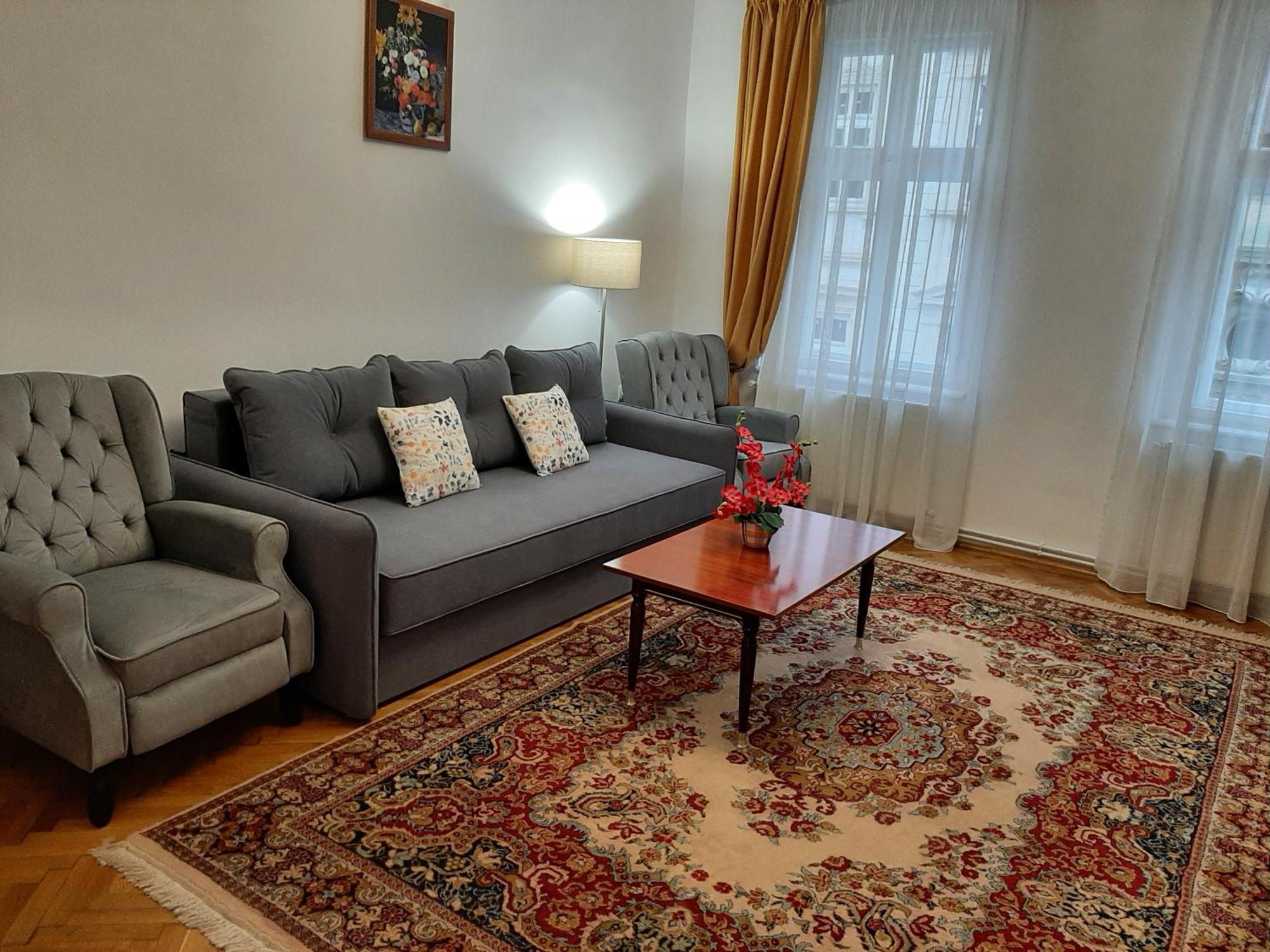 Appartamento Apartament Anatol Sibiu Esterno foto