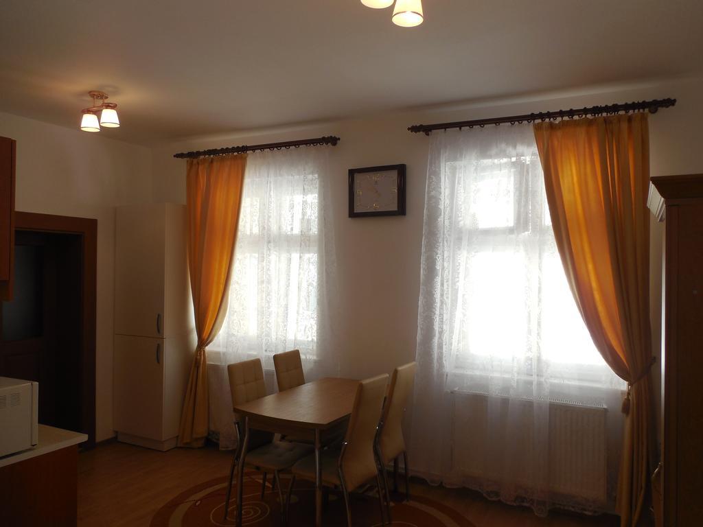 Appartamento Apartament Anatol Sibiu Esterno foto